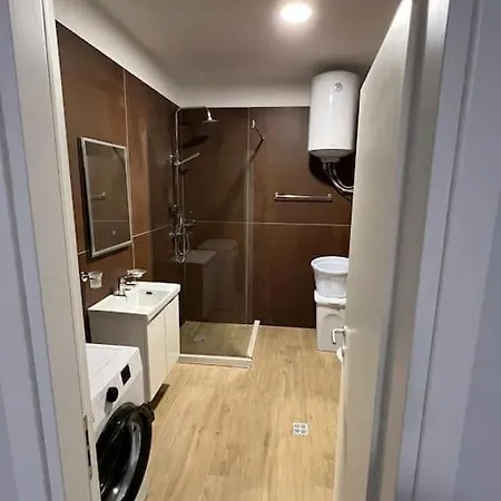 5th Floor 2+1 Qerret Apartment Golem (Tirana)